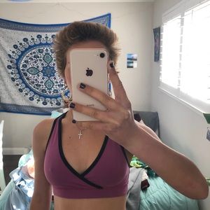 Lululemon yoga sports bra